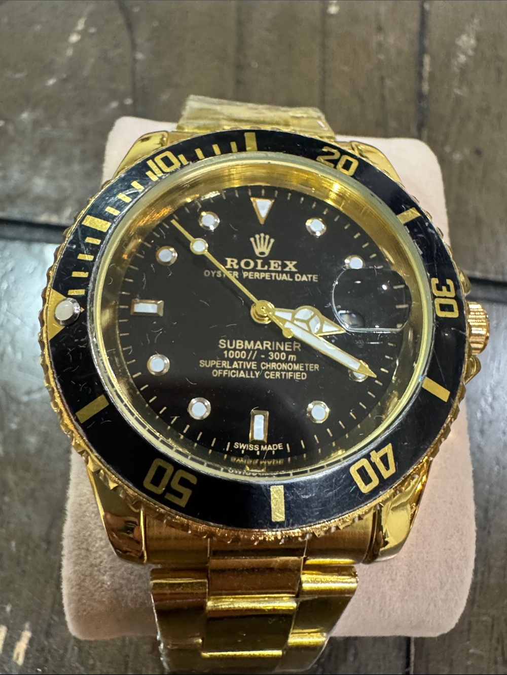 Dial up Gold and Black Submariner-Style Men's Watch